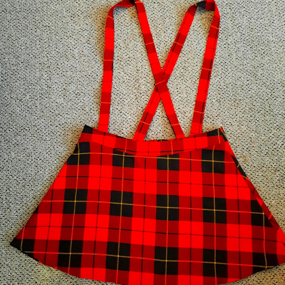 Checked skirt with braces